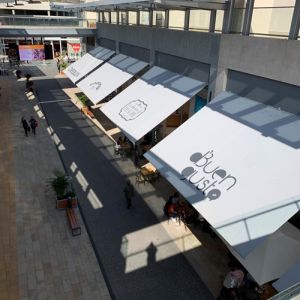 Awnings Hercules in the shops of the Shopping Center
